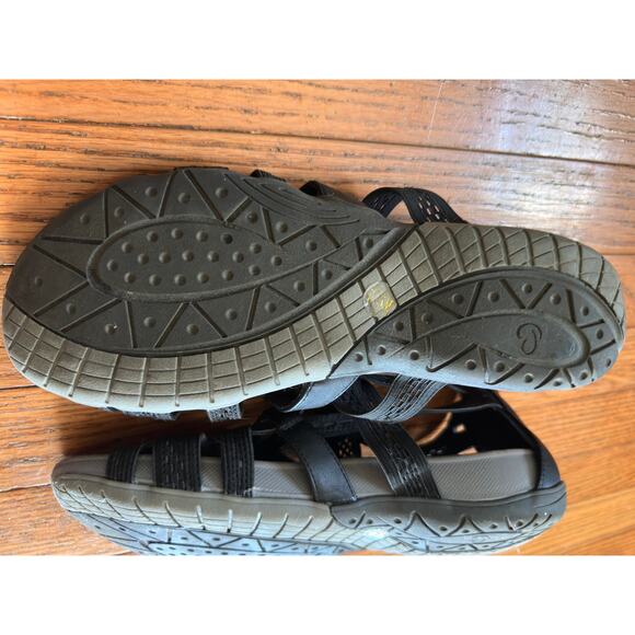 Bearpaw Black Leather Sport Sandals – Women’s 7.5M, Back Zip, Elastic Straps - Picture 2 of 6